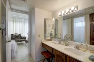 Photo #6: 6042620 Listing