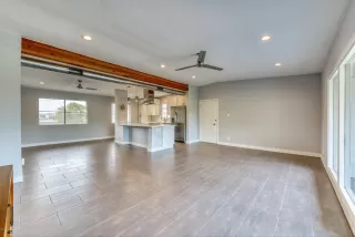 Photo #2: 6042630 Listing