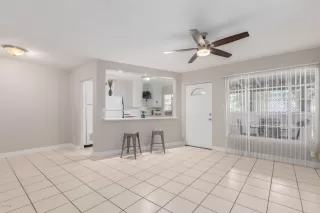 Photo #4: 6042646 Listing