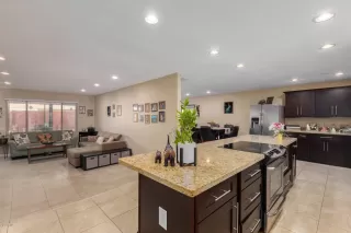 Photo #2: 6042782 Listing 