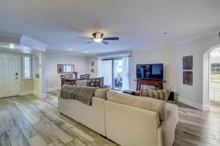 Photo #5: 6042828 Listing 