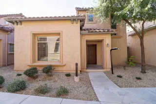 Photo #3: 6042903 Listing