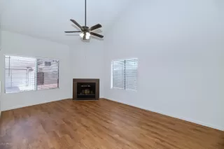 Photo #4: 6042964 Listing