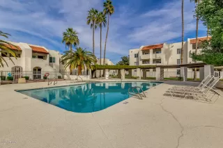 Photo #2: 6042971 Listing