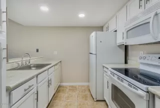 Photo #3: 6042971 Listing