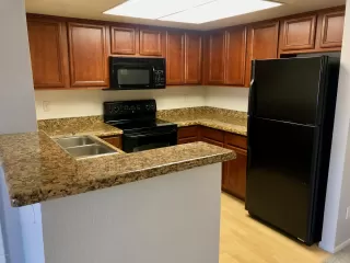 Photo #5: 6043092 Listing 