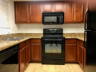 Photo #6: 6043092 Listing 