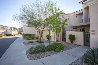 Photo #2: 6043222 Listing