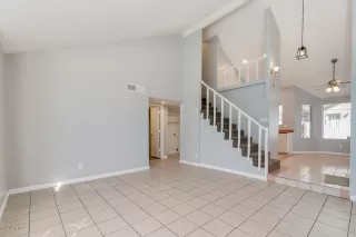 Photo #5: 6043300 Listing 