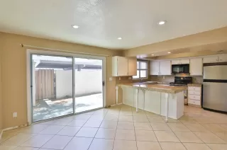 Photo #2: 6043446 Listing