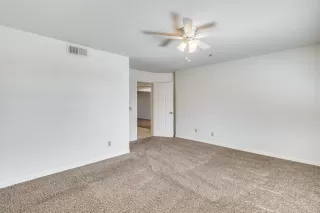 Photo #6: 6043538 Listing