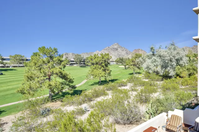 MLS: 6043571 Condo For Sale