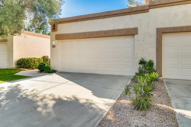 MLS: 6043580 Condo For Sale