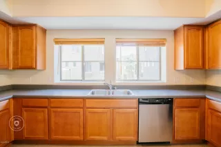 Photo #5: 6043791 Listing