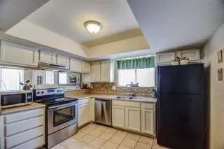 Photo #3: 6043905 Listing