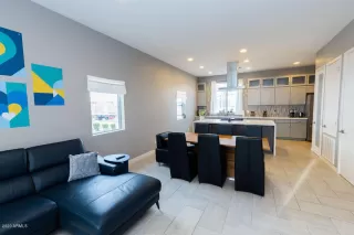 Photo #2: 6043963 Listing