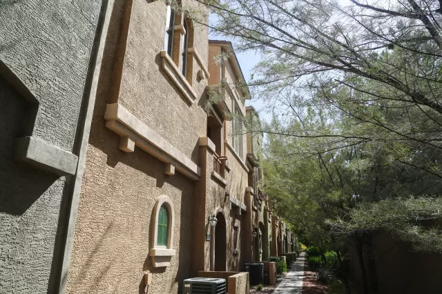 MLS: 6044067 Condo For Sale