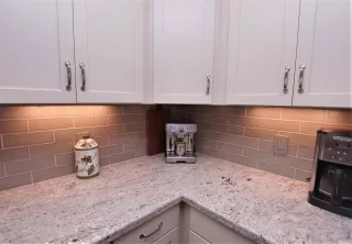 Photo #5: 6044388 Listing 