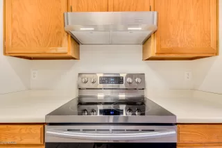 Photo #3: 6044446 Listing