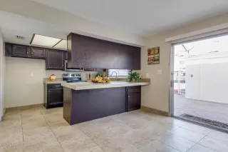 Photo #5: 6044598 Listing 