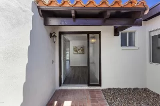 Photo #6: 6044805 Listing