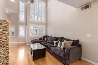 Photo #6: 6045276 Listing