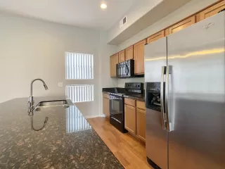 Photo #5: 6045485 Listing