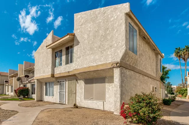 MLS: 6045529 Condo For Sale