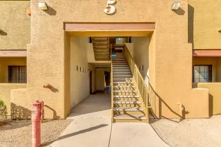 Photo #4: 6045627 Listing