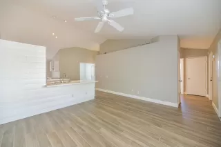 Photo #2: 6045751 Listing 