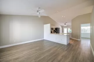 Photo #3: 6045751 Listing 