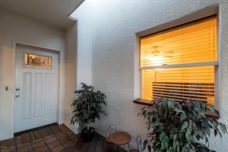 Photo #5: 6045810 Listing