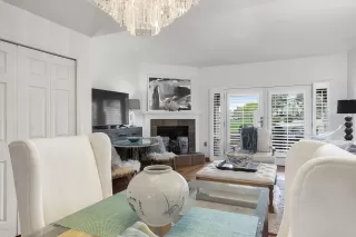 Photo #4: 6045824 Listing