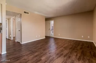 Photo #3: 6045971 Listing