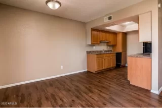 Photo #6: 6045971 Listing