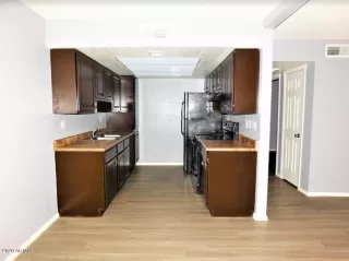 Photo #2: 6045983 Listing