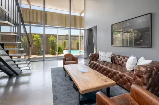 Photo #2: 6046001 Listing