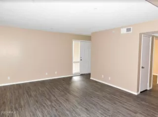 Photo #1: 6046217 Listing