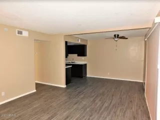 Photo #2: 6046217 Listing