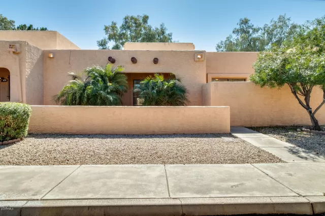 MLS: 6046262 Condo For Sale