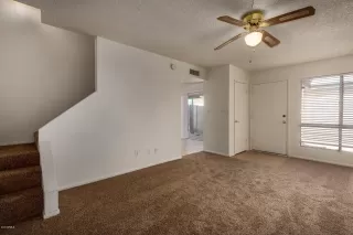 Photo #5: 6046501 Listing