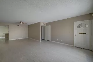 Photo #3: 6046666 Listing