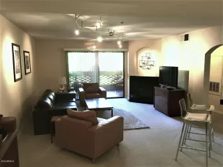 Photo #5: 6046815 Listing 