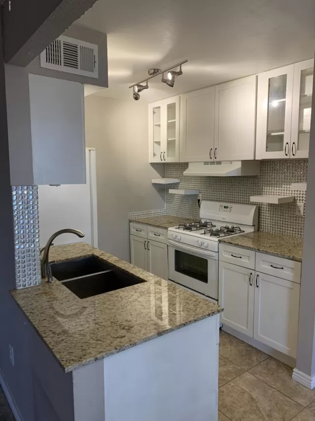 MLS: 6046898 Condo For Sale