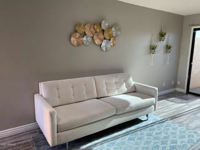 MLS: 6047078 Condo For Sale