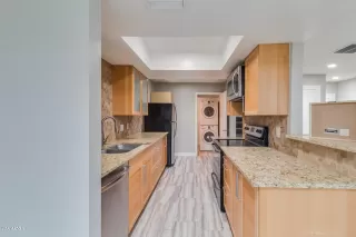 Photo #6: 6047078 Listing