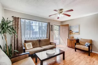 Photo #5: 6047190 Listing