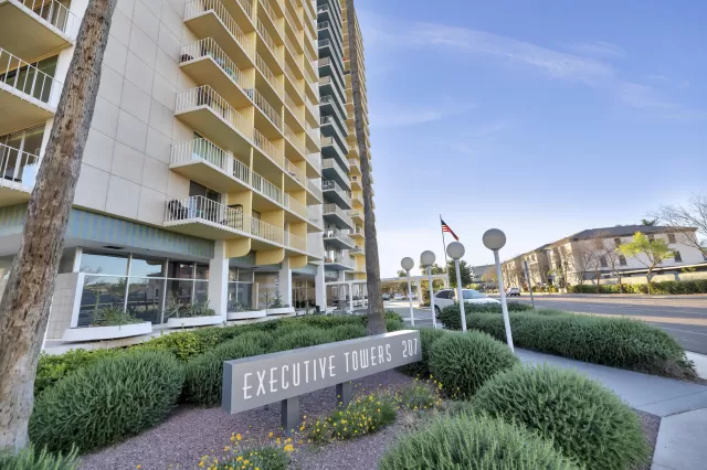 MLS: 6047242 Condo For Sale