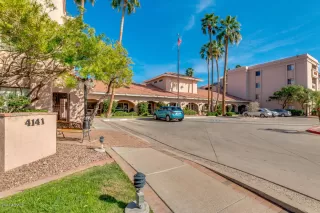 Photo #2: 6047287 Listing