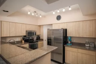 Photo #4: 6047378 Listing